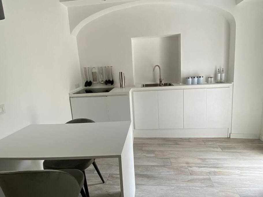 Soggiorno Tra Storia E Design La Domus Ercolano Bagian luar foto